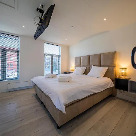 Luxury Nearby Amsterdam. Дом отдыха